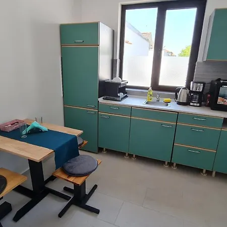 Pomiculturii 4 - Modern 1br With Balcony تيميشورا