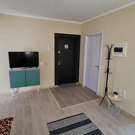 Pomiculturii 4 - Modern 1br With Balcony تيميشورا