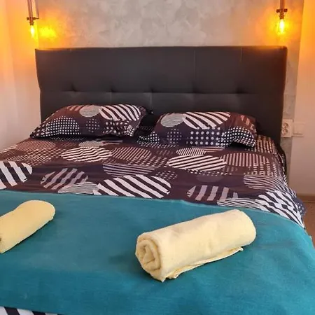 Apartment Pomiculturii 4 *