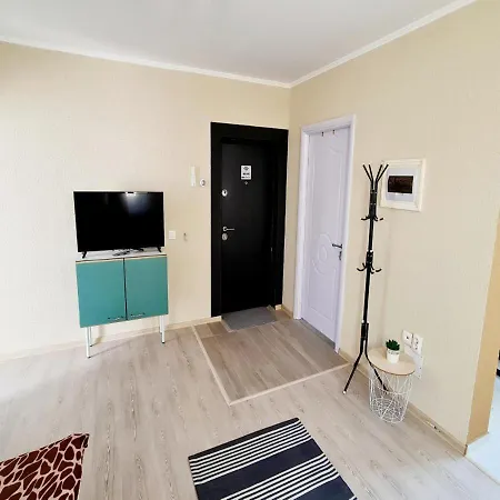 Pomiculturii 4 - Modern 1br With Balcony شقة
